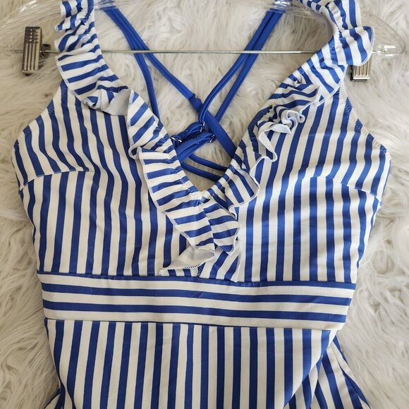 Cupshe Women's Small One Piece Swimsuit Sailor Ruffled Back Cross Nautica - Picture 6 of 10